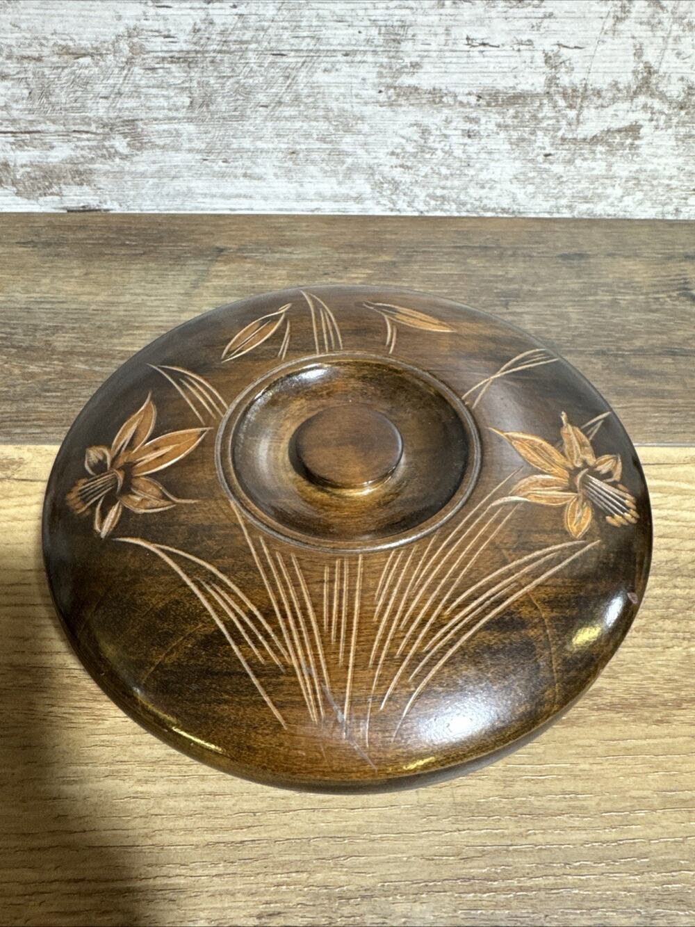 Floral Handmade wooden engraved bowl Dish with lid